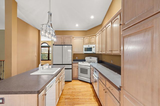 2290 Clearwater Street, Portage, IN 46368