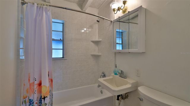 536 DOROTHY AVENUE, Daytona Beach, FL 32117