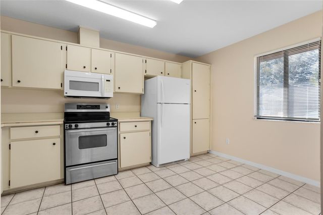 521 DERBY DRIVE, Altamonte Springs, FL 32714