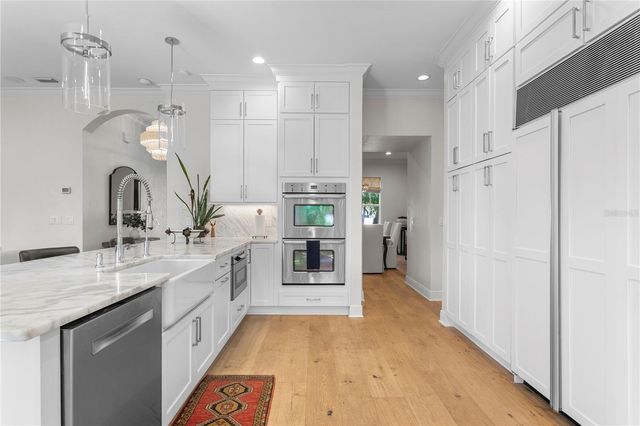 2633 N DUNDEE STREET, Tampa, FL 33629