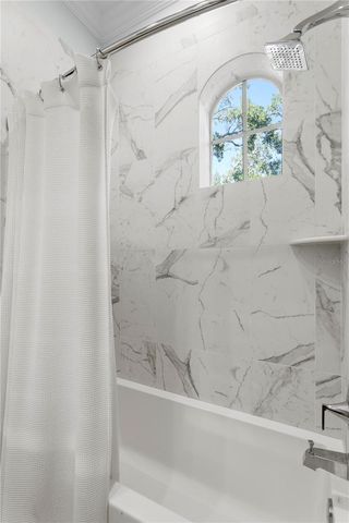 2633 N DUNDEE STREET, Tampa, FL 33629