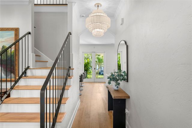 2633 N DUNDEE STREET, Tampa, FL 33629