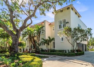 2633 N DUNDEE STREET, Tampa, FL 33629