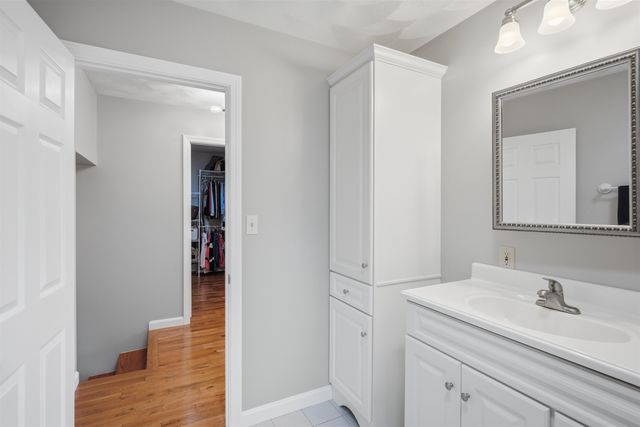 68 Jericho Road, Pelham, NH 03076