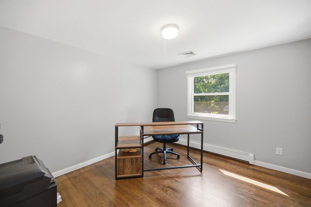 68 Jericho Road, Pelham, NH 03076