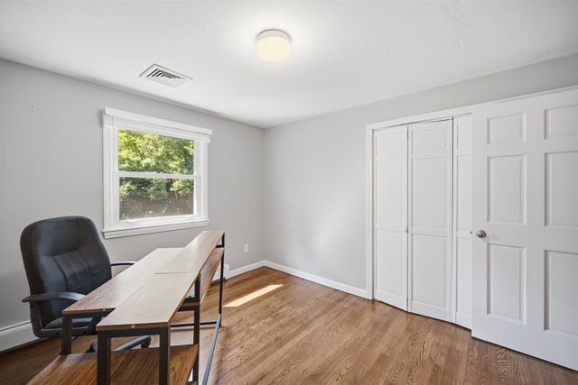68 Jericho Road, Pelham, NH 03076