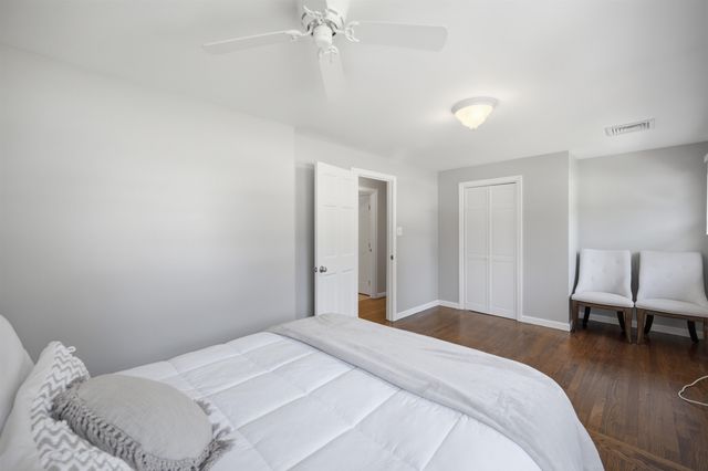 68 Jericho Road, Pelham, NH 03076
