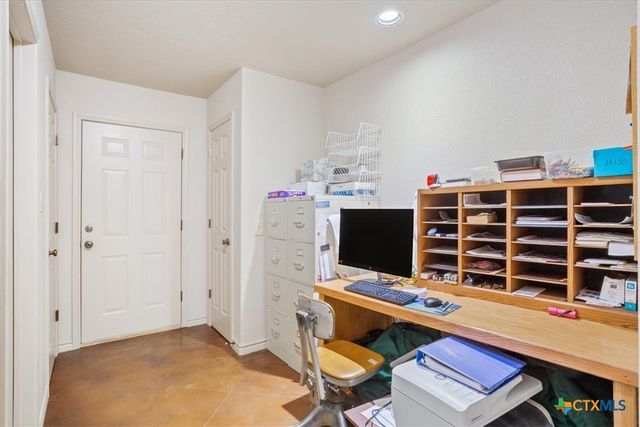 8841 Brewer Lane, Salado, TX 76571