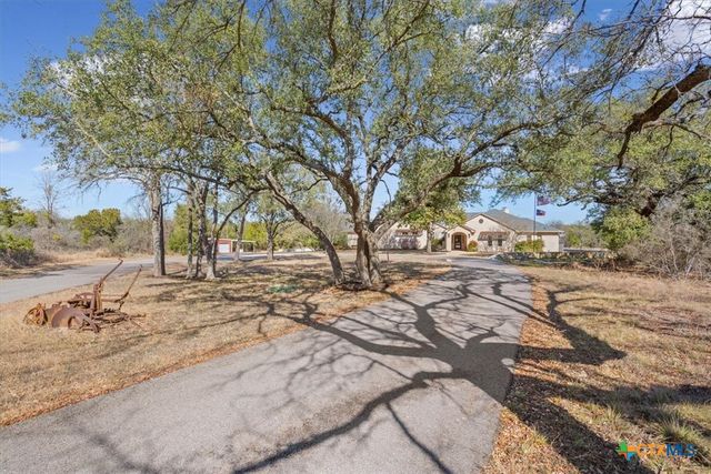 8841 Brewer Lane, Salado, TX 76571