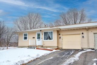 1000 S Division Street, Waunakee, WI 53597