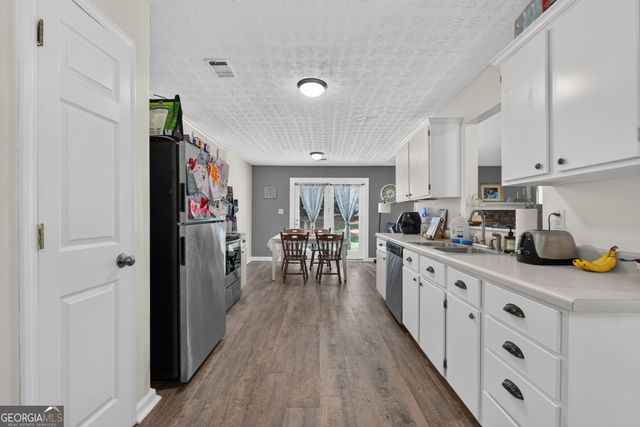 245 Cottonwood Court, Jackson, GA 30233