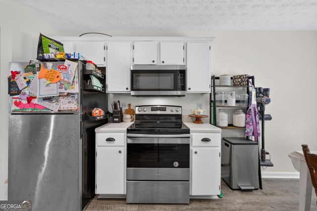245 Cottonwood Court, Jackson, GA 30233