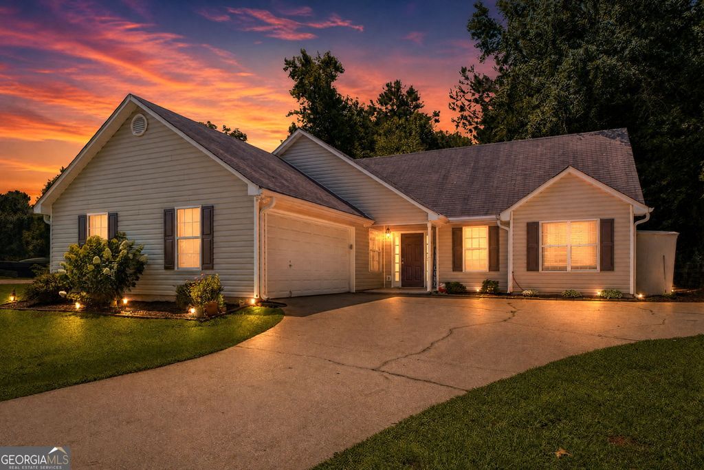 245 Cottonwood Court, Jackson, GA 30233