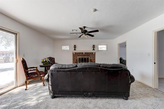 220 S 5th Street, Noble, OK 73068