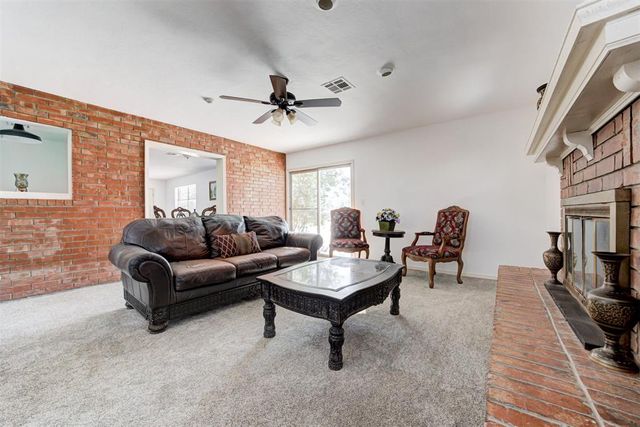 220 S 5th Street, Noble, OK 73068