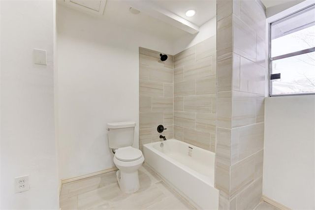 220 S 5th Street, Noble, OK 73068