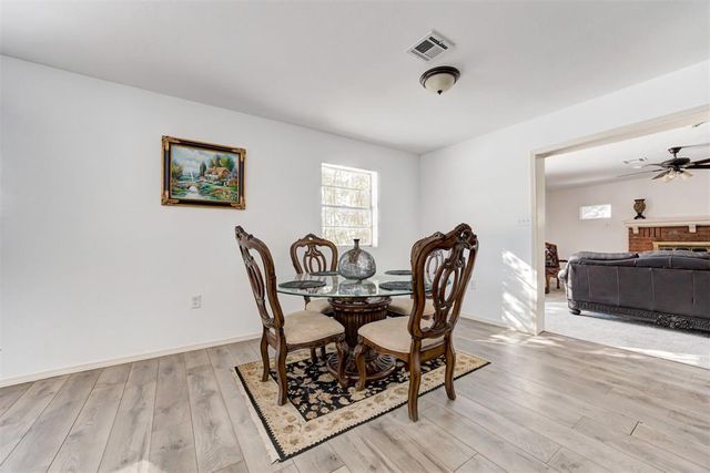 220 S 5th Street, Noble, OK 73068