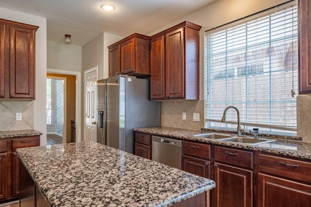 9316 Moncrief Street, Fort Worth, TX 76244