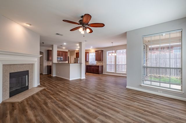 9316 Moncrief Street, Fort Worth, TX 76244