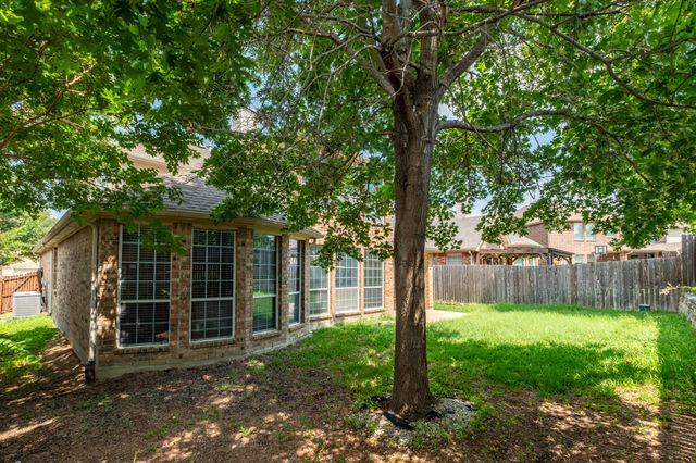 9316 Moncrief Street, Fort Worth, TX 76244