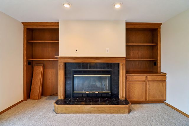 530 NE Stoneridge Drive, Ankeny, IA 50021