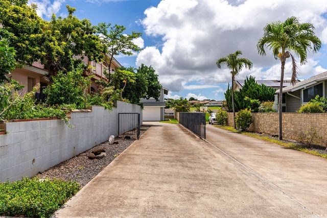 92-7064 Elele Street, Kapolei, HI 96707