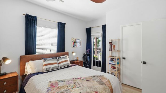 203 E 31st ST 102, Austin, TX 78705