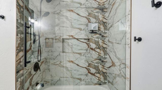 203 E 31st ST 102, Austin, TX 78705