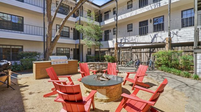 203 E 31st ST 102, Austin, TX 78705