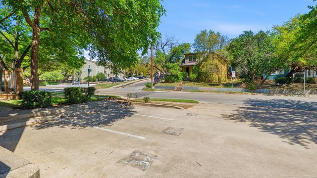 203 E 31st ST 102, Austin, TX 78705