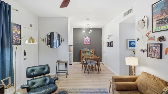 203 E 31st ST 102, Austin, TX 78705