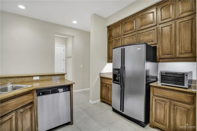 301 Bales Road 4, Mcallen, TX 78503