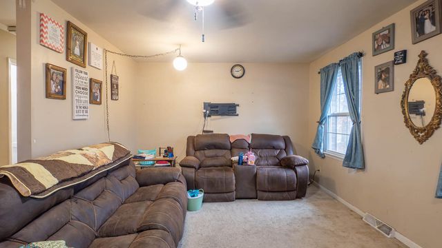 1820 Wayhaven Drive, West Plains, MO 65775