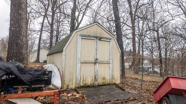 1820 Wayhaven Drive, West Plains, MO 65775