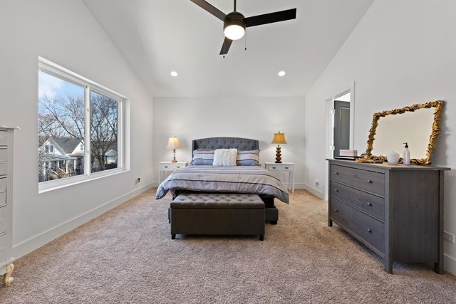 1522 N Leamington Avenue, Chicago, IL 60651