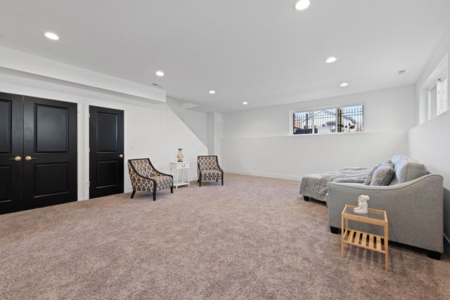 1522 N Leamington Avenue, Chicago, IL 60651