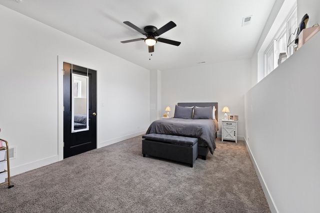 1522 N Leamington Avenue, Chicago, IL 60651