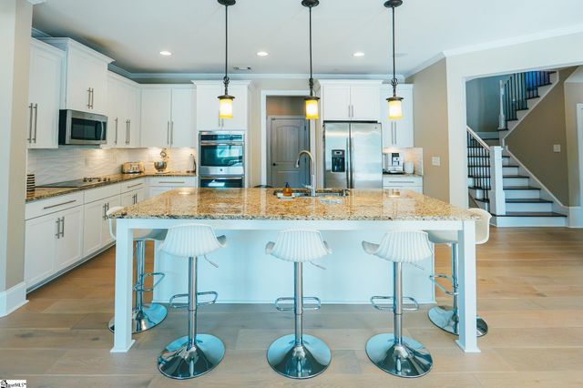 201 Gracefield Court, Greer, SC 29650
