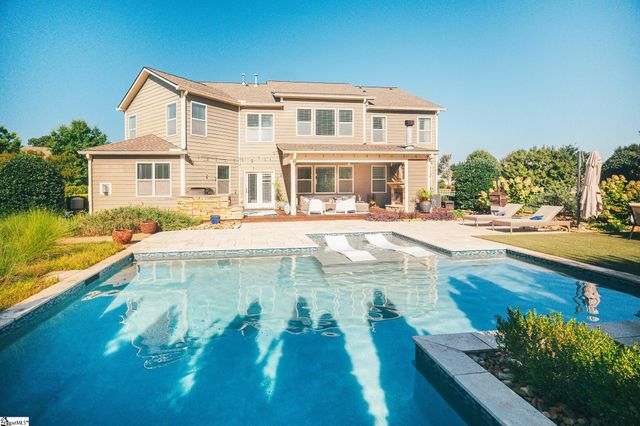 201 Gracefield Court, Greer, SC 29650