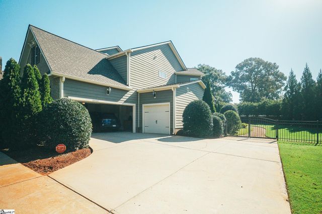 201 Gracefield Court, Greer, SC 29650