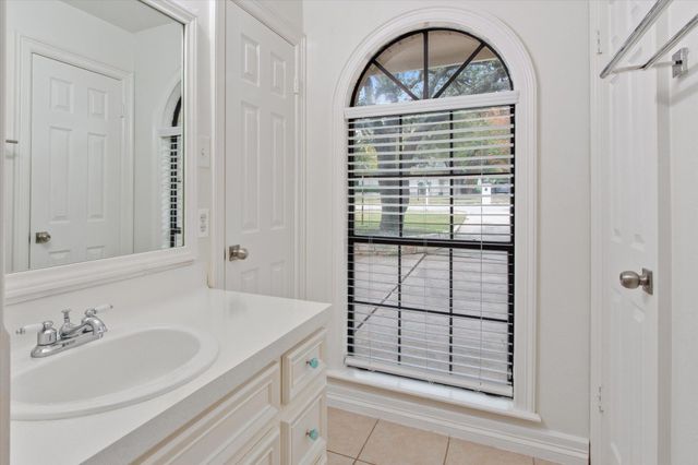 109 White Sands DR, Lakeway, TX 78734