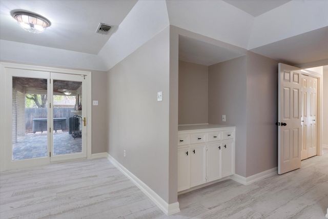 109 White Sands DR, Lakeway, TX 78734