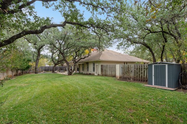 109 White Sands DR, Lakeway, TX 78734