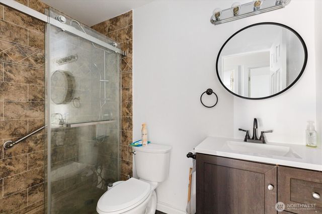 1853 SW Olive St., Oak Harbor, WA 98277
