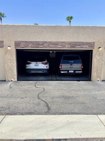 200 E Racquet Club 45, Palm Springs, CA 92262
