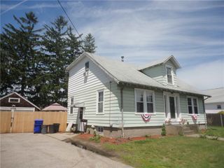 15 Benjamin Street, Pawtucket, RI 02861