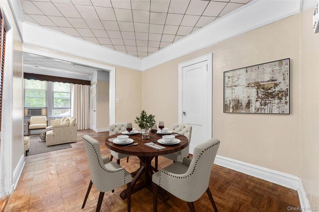 3707 20th Road, Astoria, NY 11105