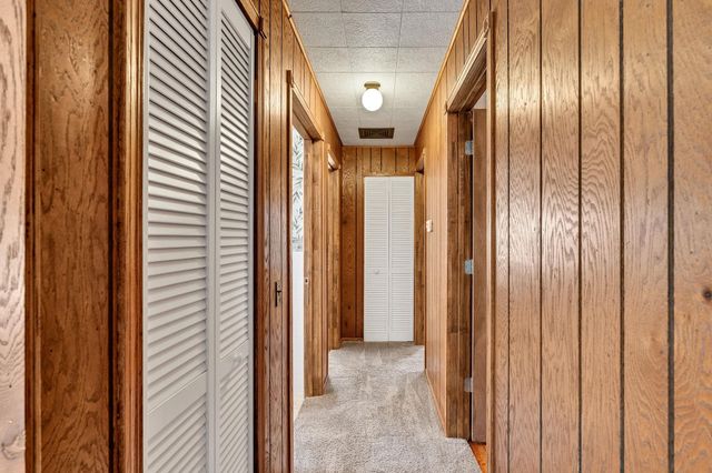 545 N Colby Ave, Valley Center, KS 67147