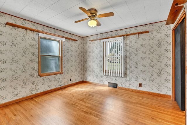 545 N Colby Ave, Valley Center, KS 67147