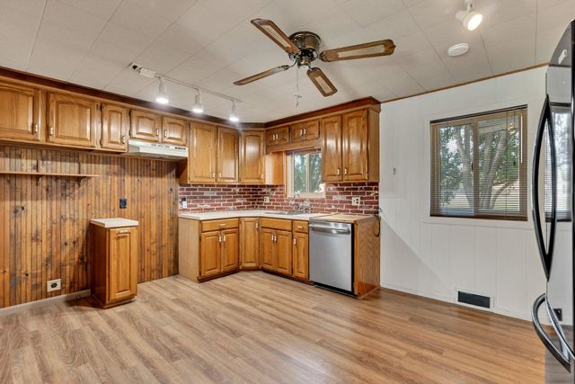 545 N Colby Ave, Valley Center, KS 67147